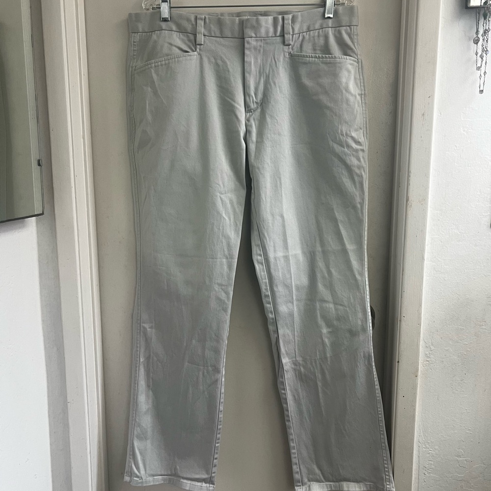 Kenneth Cole New York Cream Chinos Versatile Style